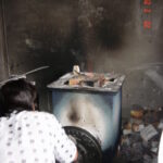 2005-02 Thailand Treating basic-13