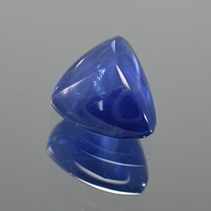 BlueSapphire cab triangle sugarloaf 10.9x8.6mm 4.20cts H b sa424