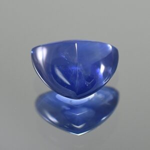 BlueSapphire cab triangle sugarloaf 10.9x8.6mm 4.20cts H d sa424