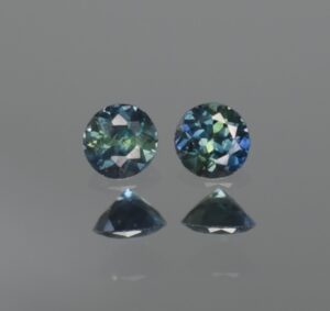 BlueSapphire round pair 4.0mm 0.65cts N a sa428