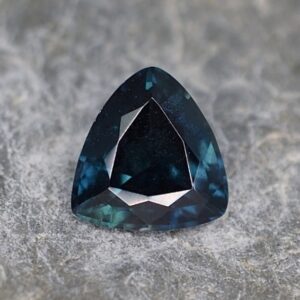 BlueSapphire trillion 6.1x5.8mm 0.75cts N sa322