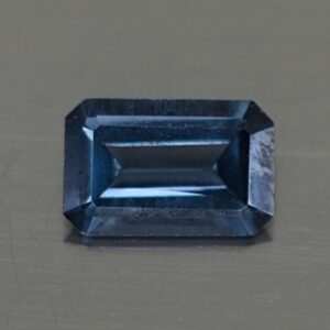 BlueSpinel eme cut 5.8x3.8mm 0.43cts sp408