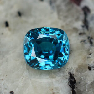BlueZircon cush 8.6x8.0mm 4.14cts H zn2290 SOLD