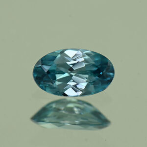 BlueZircon oval 7.0x4.2mm 0.77cts H zn7002