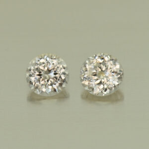 ChampagneZircon round pair 4.5mm 1.02cts N zn3967