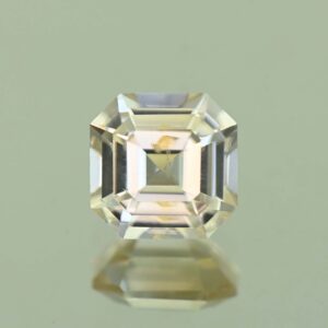 ChampagneZircon sq eme cut 6.5x6.4mm 1.86cts N zn7230