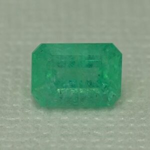 Emerald eme cut 8.2x5.8mm 1.80cts N em123