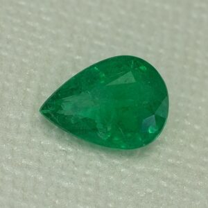 Emerald pearshape 11.0x8.0mm 2.50cts O em127