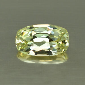 GreenGrossular cush 12.1x7.1mm 3.51cts N gg107