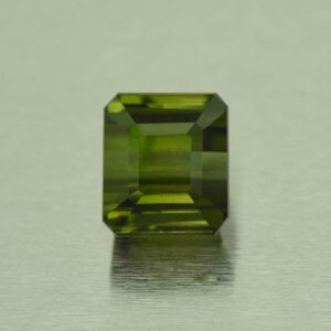 GreenTourmaline eme cut 10.6x9.3mm 8.34cts N tm946