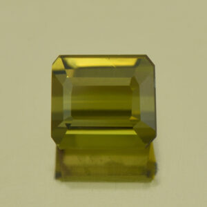 GreenTourmaline eme cut 6.7x6.0mm 2.21cts N tm1372
