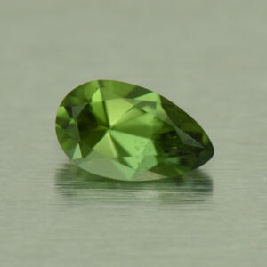 GreenTourmaline pear 5.0x3.0mm 0.20cts H tm1627 SOLD