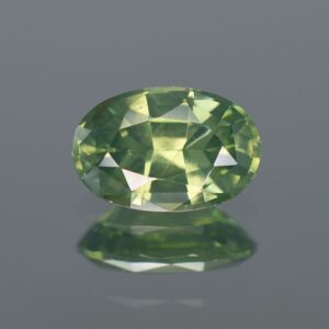 GreenZircon oval 12.2x8.2mm 4.90cts zn525