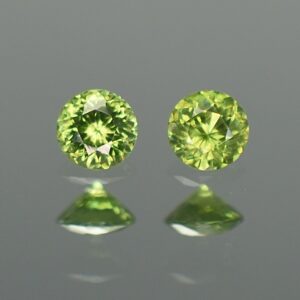 GreenZircon round pair 4.0mm 0.61cts zn2856 SOLD