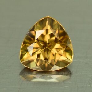 GreenZircon trillion 5.8mm 1.09cts H zn2874