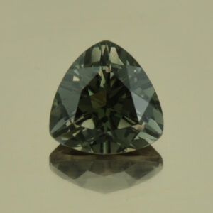 GreyTourmaline trill 7.7mm 1.65cts N tm823 b