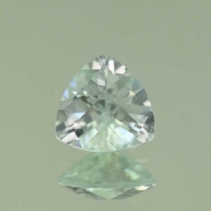 IceBlueZircon ch trill 7.5mm 1.88cts H zn7452