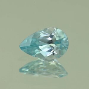IceBlueZircon pear 9.1x5.9x3.8mm 1.79cts H zn7457