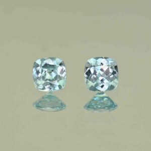 IceBlueZircon sq cush pair 5.2mm 1.78cts H zn7609