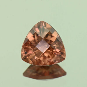 ImperialZircon ch trill 8.7mm 3.03cts H zn832