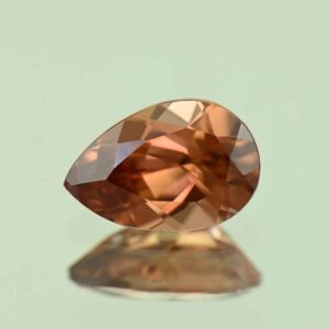 ImperialZircon pear 9.0x6.0mm 2.06cts H zn7426