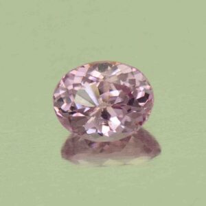 LilacSpinel oval 5.6x4.4mm 0.61cts N sp805