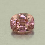 MalayaDragonGarnet cush 7.7x6.0mm 2.00cts N ma388 day