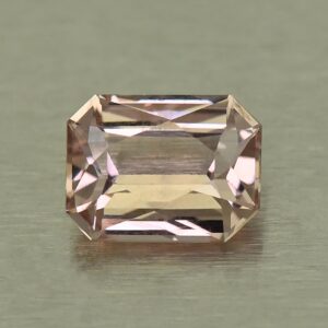 MalayaDragonGarnet mod rad 6.6x5.1mm 1.09cts N ma483 day