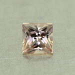 MalayaDragonGarnet princess 3.0mm 0.21cts N ma380 day