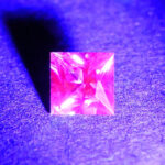 MalayaDragonGarnet princess 4.0mm 0.36cts N ma374 UV