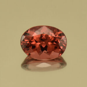 MalayaGarnet oval 8.0x6.0mm 1.57ts N ma215