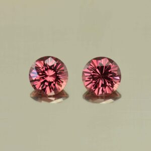 MalayaGarnet round pair 6.5mm 2.66cts N ma267 scaled 1