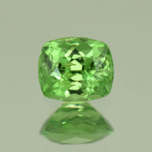 MintGrossular cush 6.3x5.5mm 1.05cts N mg400