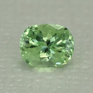 MintGrossular_cushion_6.2x5.0mm_1.04cts_mg239.jpg