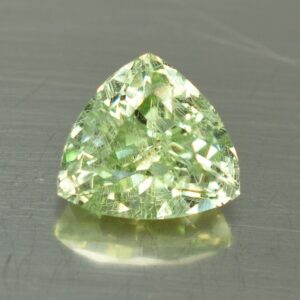 MintGrossular drop trill 9.4x8.5mm 3.13cts mg127