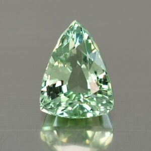 MintGrossular_drop_trill_9.5x7.2mm_3.25cts_mg180.jpg