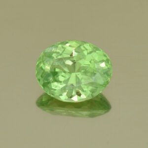 MintGrossular oval 8.4x6.8mm 1.83cts N mg155