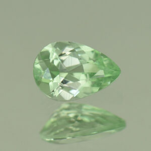 MintGrossular pear 6.5x4.5mm 0.60cts N mg414