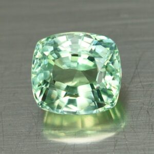 MintGrossular sq cush 6.9x6.3mm 1.97cts mg165