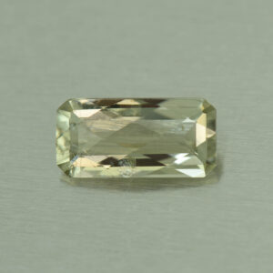MintTourmaline ch eme cut 13.9x6.8mm 3.68cts H tm262