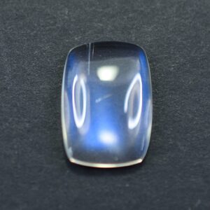 Moonstone_cush_cab_16.2x11.5mm_5.88cts_ms116.jpg