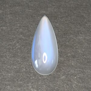 Moonstone pearshape 22.8x10.1mm 8.31cts ms125