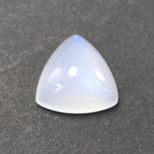 Moonstone_trillion_11.0mm_4.66cts_b_ms139.jpg