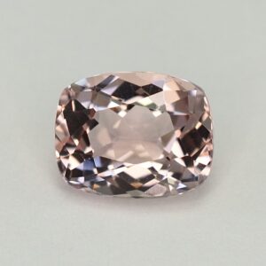 Morganite cush 8.3x6.7mm 1.75cts H me164