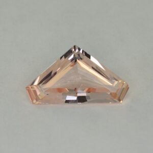 Morganite pentagon 18.4x10.4mm 5.16cts N me128