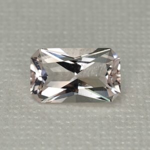 Morganite radiant 12.6x7.6mm 3.45cts me261
