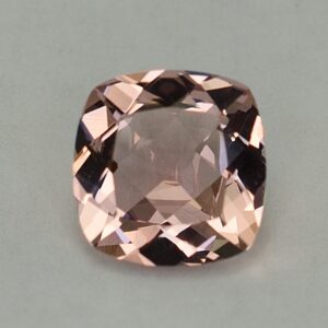 Morganite sq cush 9.2x9.0mm 2.36cts H me119