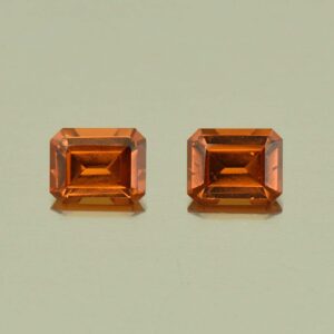 OrangeGrossular eme cut pair 5.0x4.0mm 0.91cts N og198