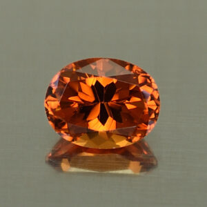 OrangeGrossular oval 7.0x5.5mm 1.21cts N og183