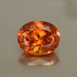 OrangeGrossular oval 8.1x6.4mm 1.83cts og112